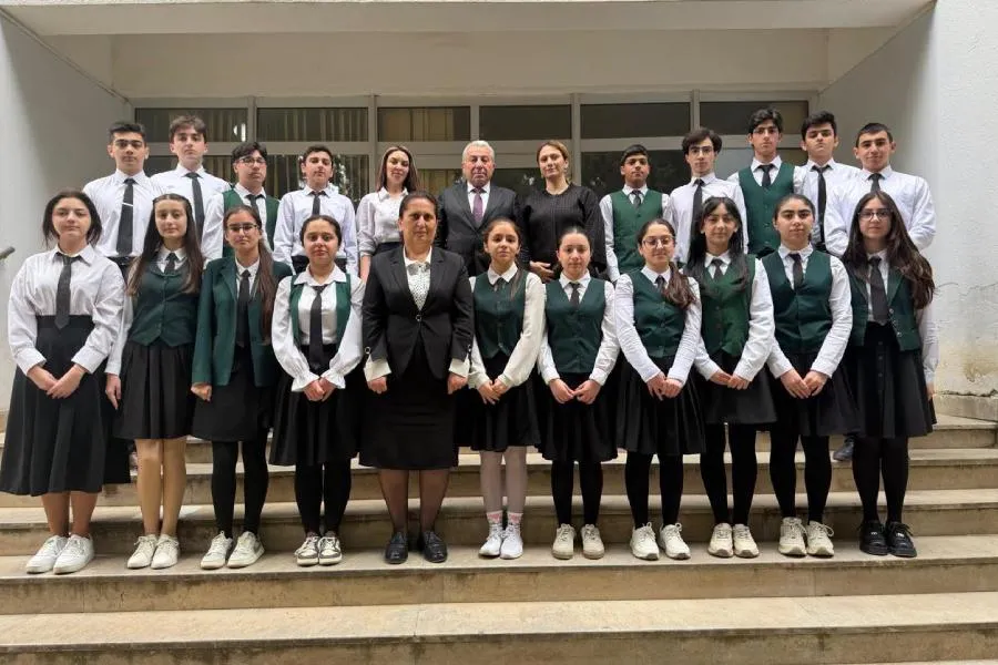 Bir sinifdən 13 nəfər “Tibb”ə qəbul oldu