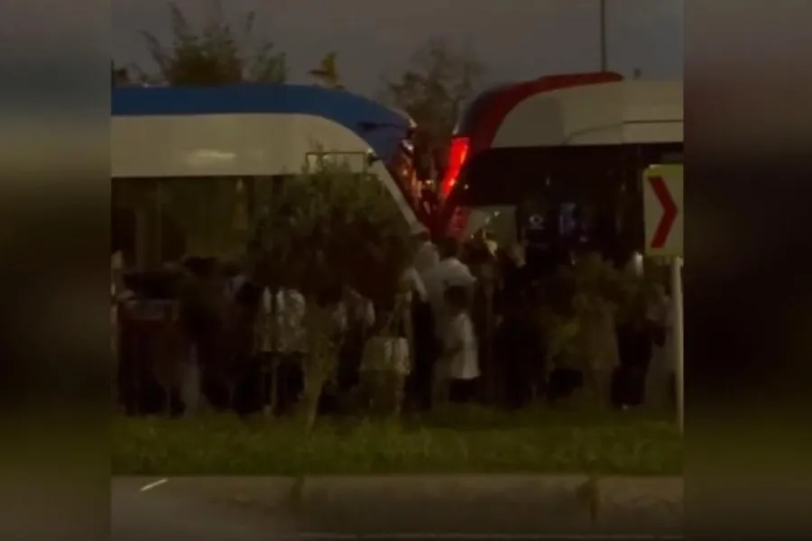 İstanbulda tramvaylar toqquşdu: Yaralananlar var
