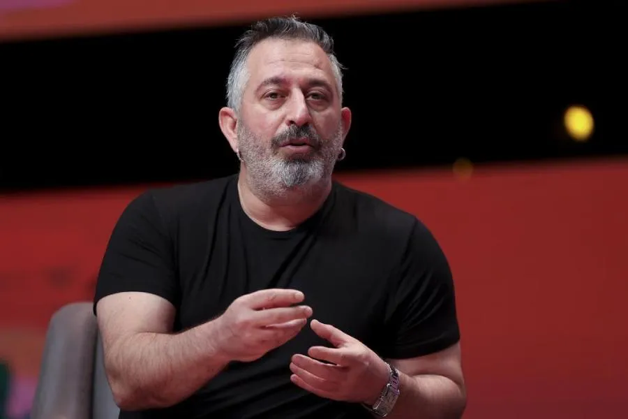 Məşhur komediya ustası qəfil xəstəxanaya düşdü