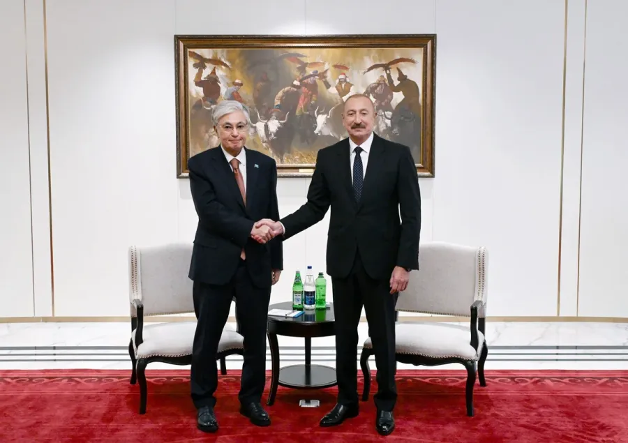 Presidents of Azerbaijan and Kazakhstan hold meeting in Bishkek - UPDATED