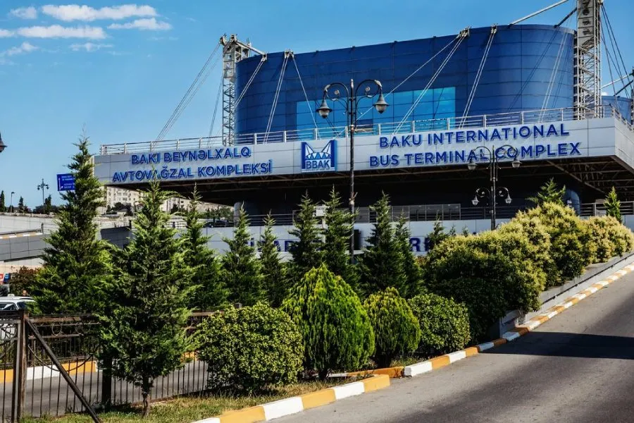 Lövhədə var, kassada yoxdur: Bakı Avtovağzalında sərnişinlər belə aldadılır