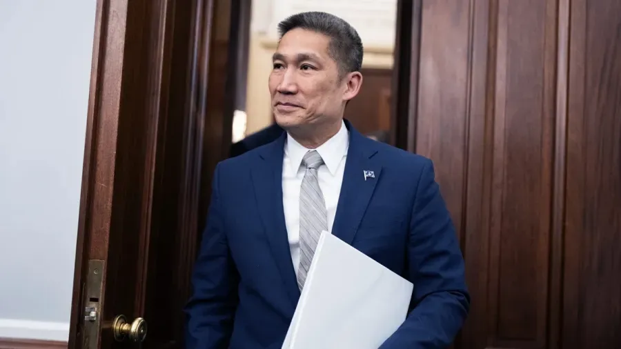Trump’s “special man” to head the Navy