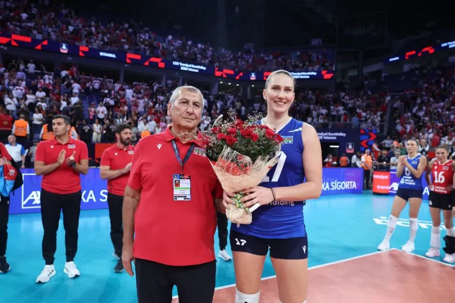 Avropa çempionatında vida matçı: Polina Rəhimova milli formasını soyundu — 1