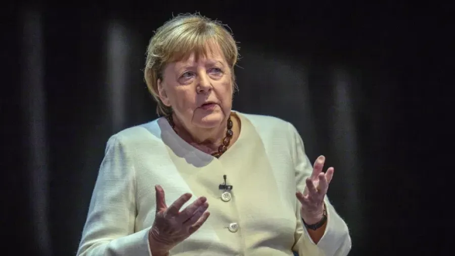 Merkel Almaniya prezidentliyinə namizəd olmayacaq: “Bu, absurddur”