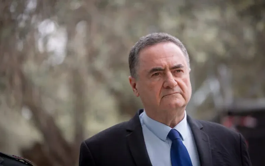 Israel warns Iran: If you attack during Jewish holidays…