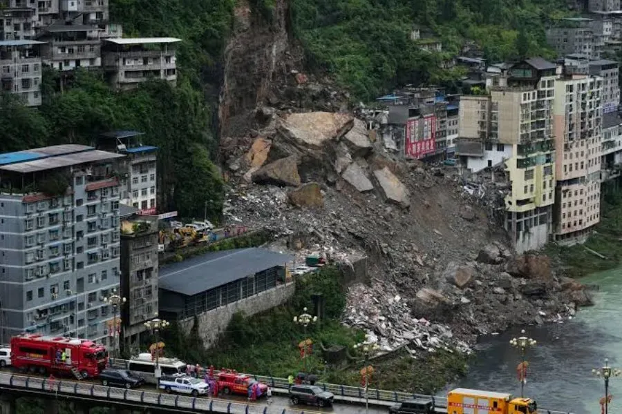 Landslide in China: One dead, 11 missing