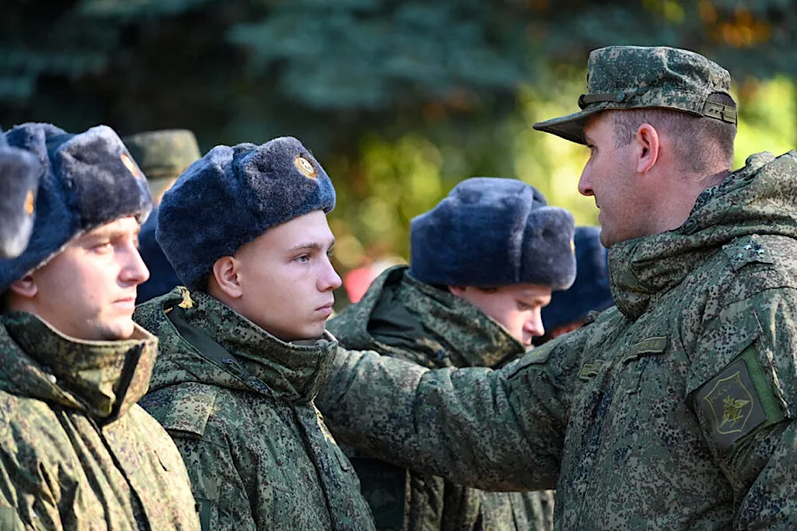 Hərbi xidmətə yararsızlar orduya çağırılacaq - Putin AÇIQLADI