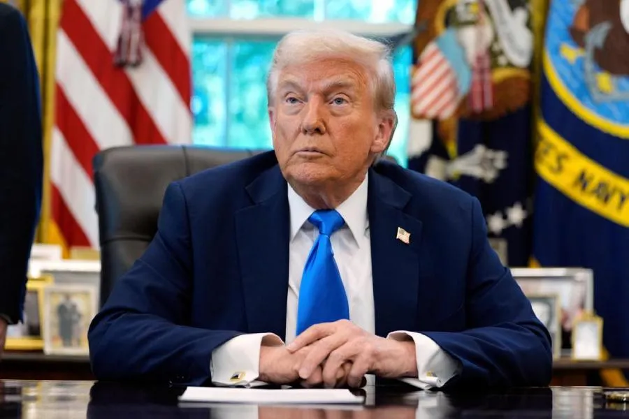 Tramp "Meksiko"nu sildi, "Amerika" etdi - FOTO