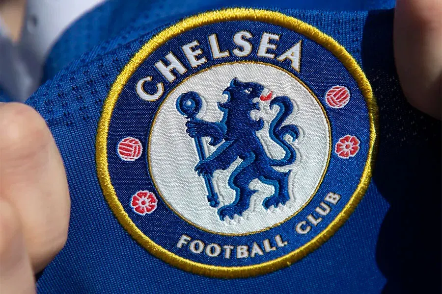 Arsenal defeat rings alarm bells: Chelsea takes urgent action