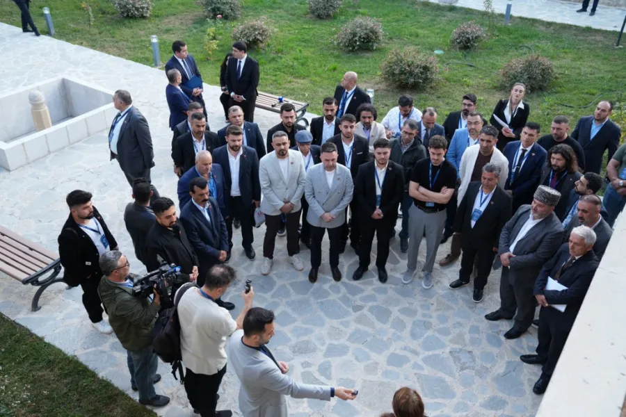 Din xadimləri Şuşada bərpa olunan abidələri ziyarət etdilər — 5