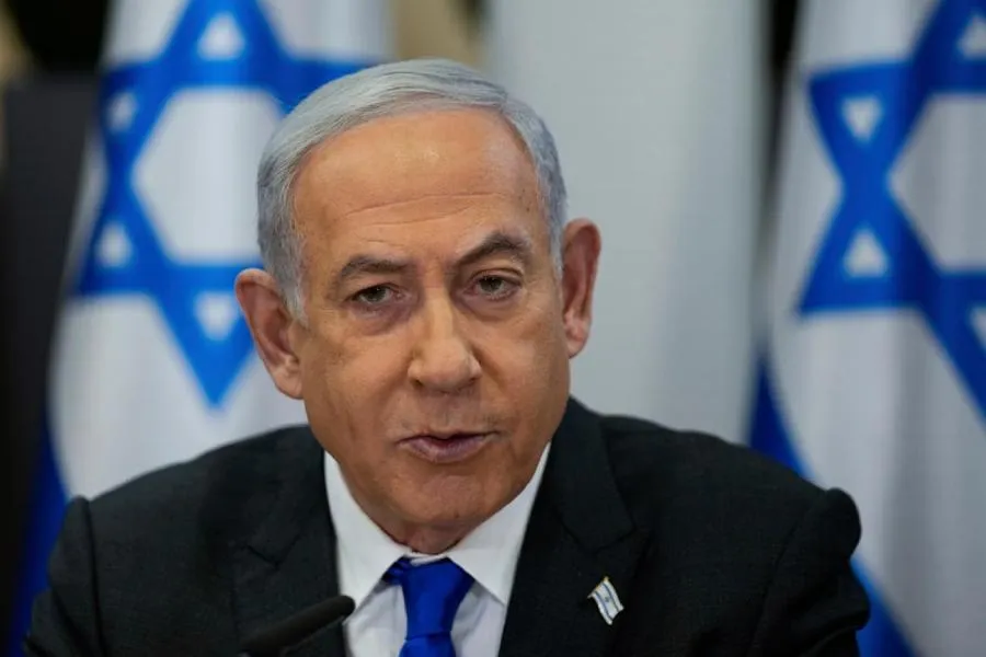 Netanyahu Hermon zirvəsindən İrana mesaj verdi: "Bütün ox çökəcək!"