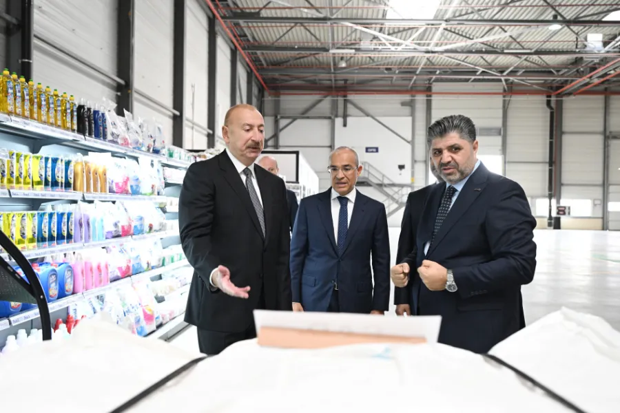 Prezident Qaradağda kağız və gigiyenik məhsulların istehsalı müəssisəsinin açılışında iştirak etdi — 2