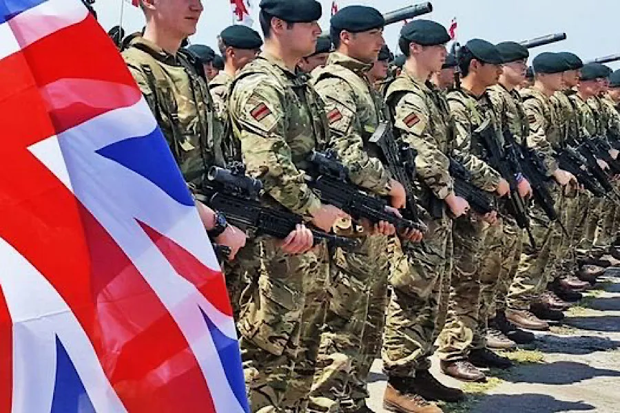Səudiyyə TƏCİLİ kömək istədi: Britaniya hərbçiləri yola düşür