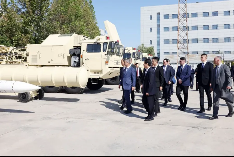 Azerbaijan's defense minister visits China for Xiangshan Forum — 3