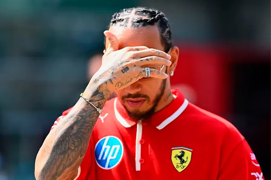 “Ferrari”də vəziyyət qızışır: Hemiltondan gözlənilməz tələb!