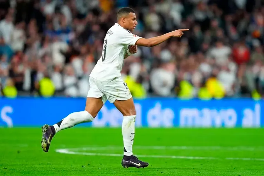 Shock decision for football star: Mbappe ordered to pay PSG