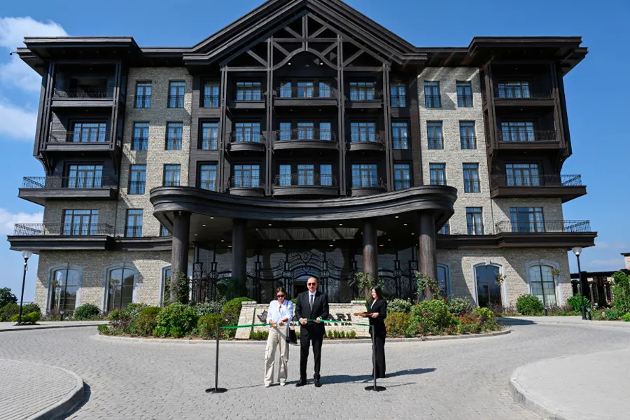 Prezident “Meysari Grand Hotel & SPA” kompleksinin açılışında iştirak etdi - YENİLƏNDİ