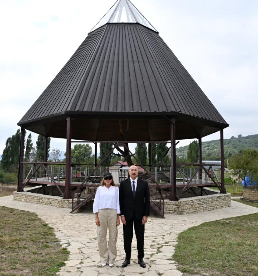 President Ilham Aliyev inspects conservation works at Pir Omar Sultan shrine in Shamakhi — 3