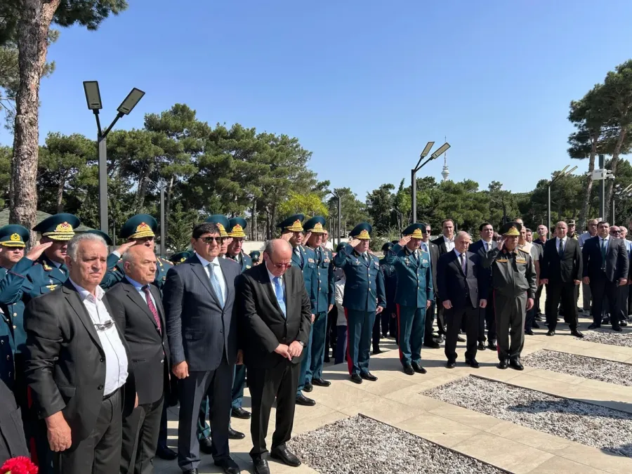 General-mayor İsgəndər Allahverdiyev dəfn olundu — 1