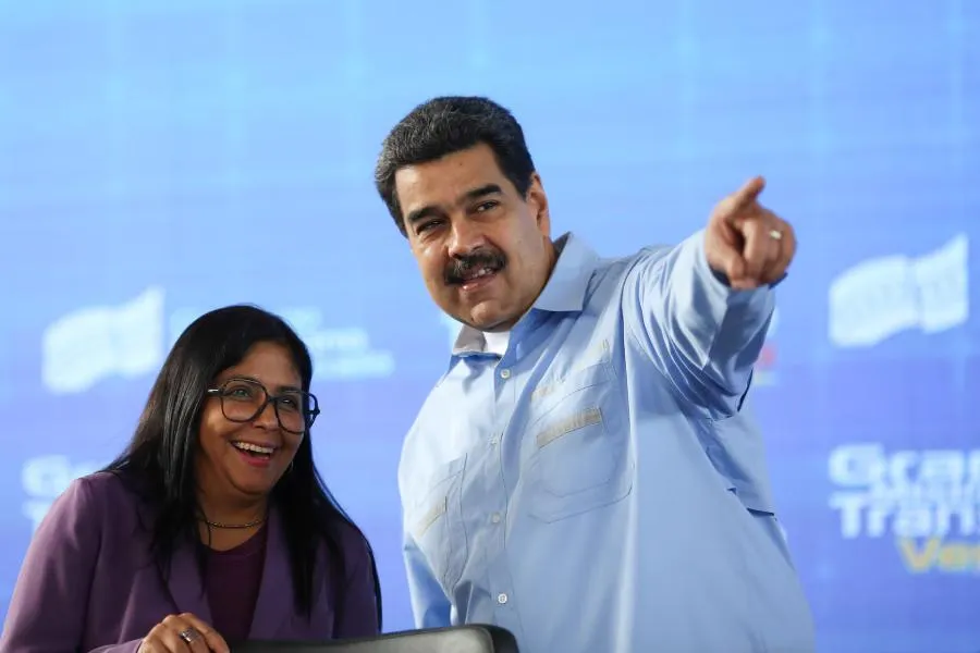Delsi Maduro ilə görüşmək istəyir, ABŞ isə...
