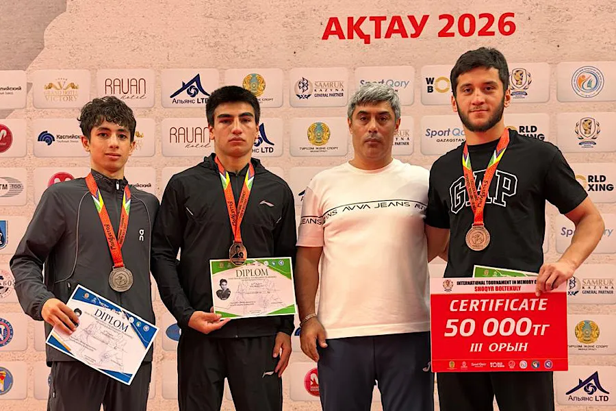 Azərbaycan boksçuları Qazaxıstanda 3 medal qazandılar