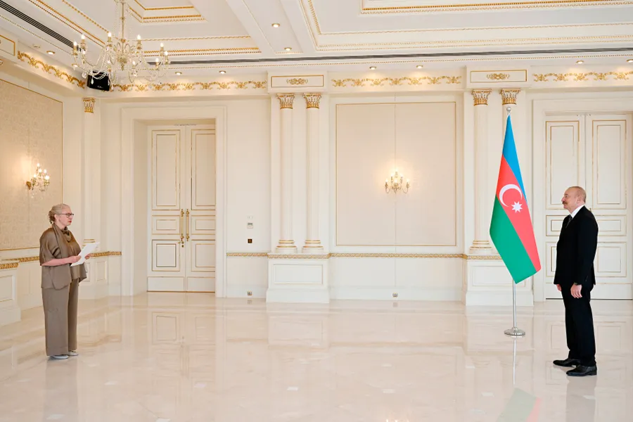 Prezident İsveçin yeni təyin olunmuş səfirini qəbul etdi