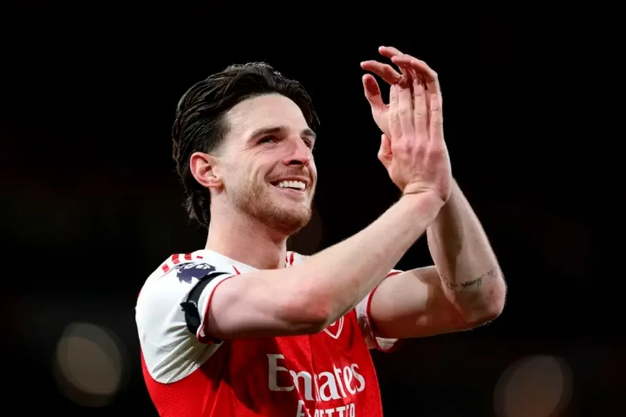 Çempionluğun memarlarından biri qalır: “Arsenal” Raysı əldən vermək istəmir!
