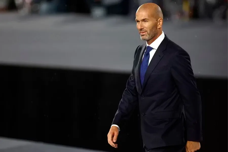 Fransada Zidan erası başladı: Tyerri Anri yeni təyinat haqqında danışmaq istəmədi
