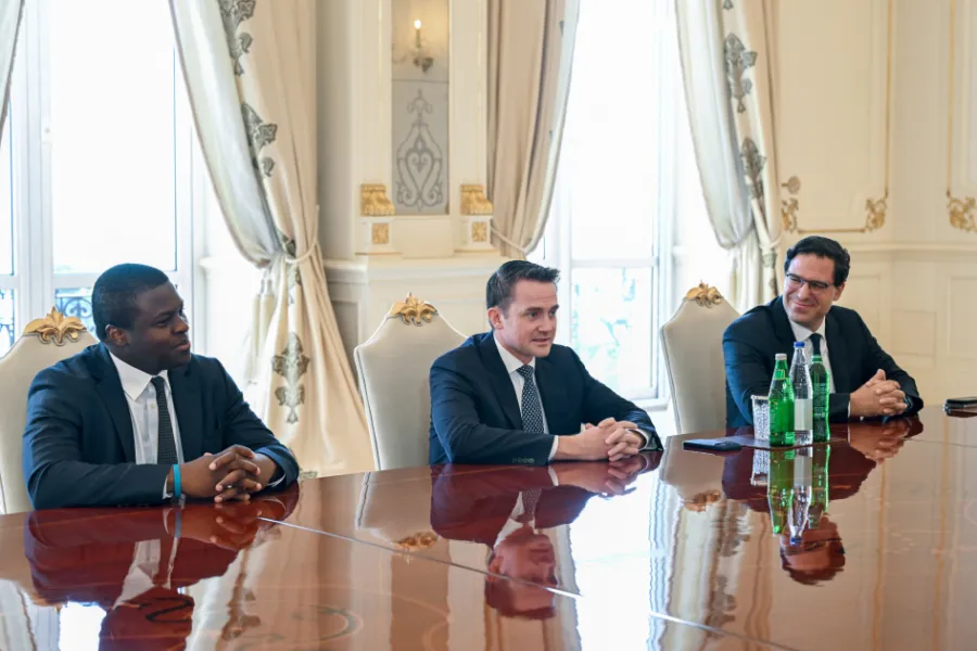 President Ilham Aliyev received Chief Executive Officer of Brookfield Asset Management — 3