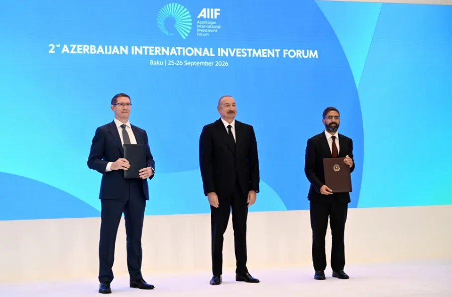 II Azərbaycan Beynəlxalq İnvestisiya Forumunda sənədlər mübadilə edildi - YENİLƏNDİ — 6