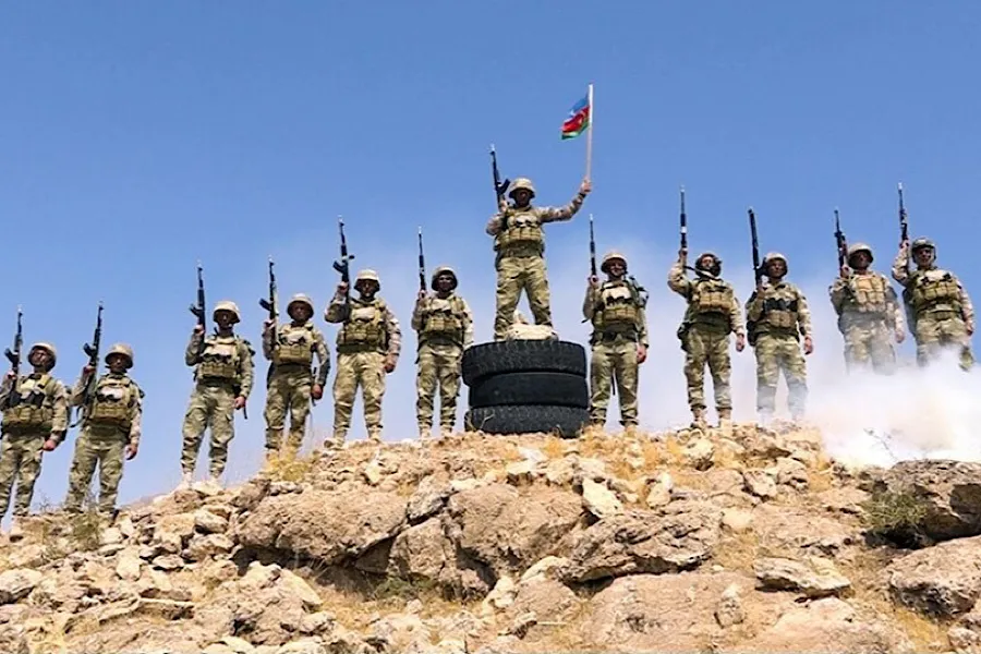 Müqəddəs yalanın son gecəsi 