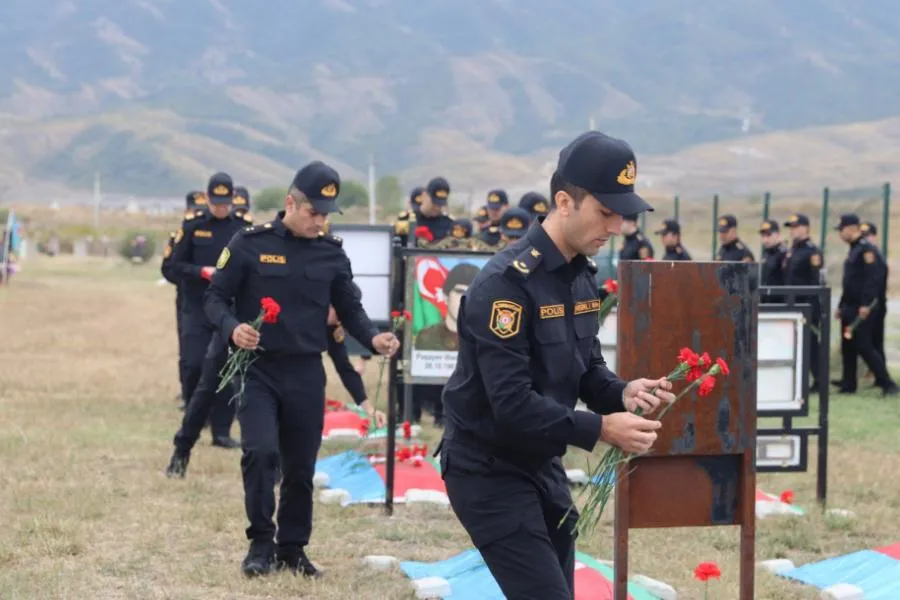Xocalıda Şəhidlər xiyabanı ziyarət olundu - FOTO