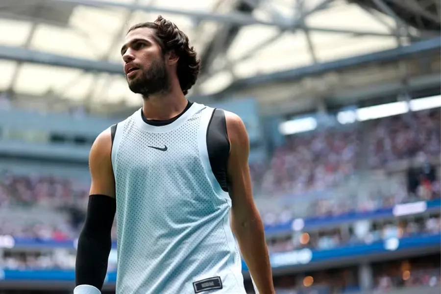 Kortların iki ulduzu bir arada: Alkaras və Federer Leyver Kubokunu bəzədilər!