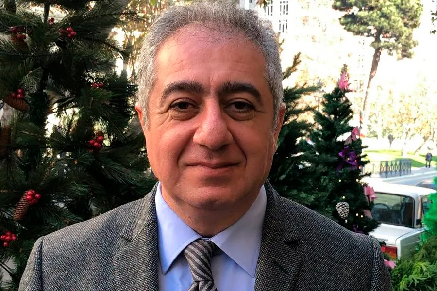 Qubad İbadoğlu Almaniyaya getdi