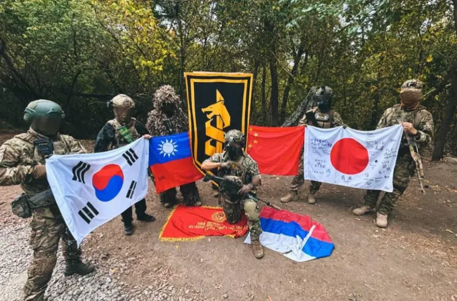 Çinli könüllülər Ukrayna ordusuna qoşuldular
