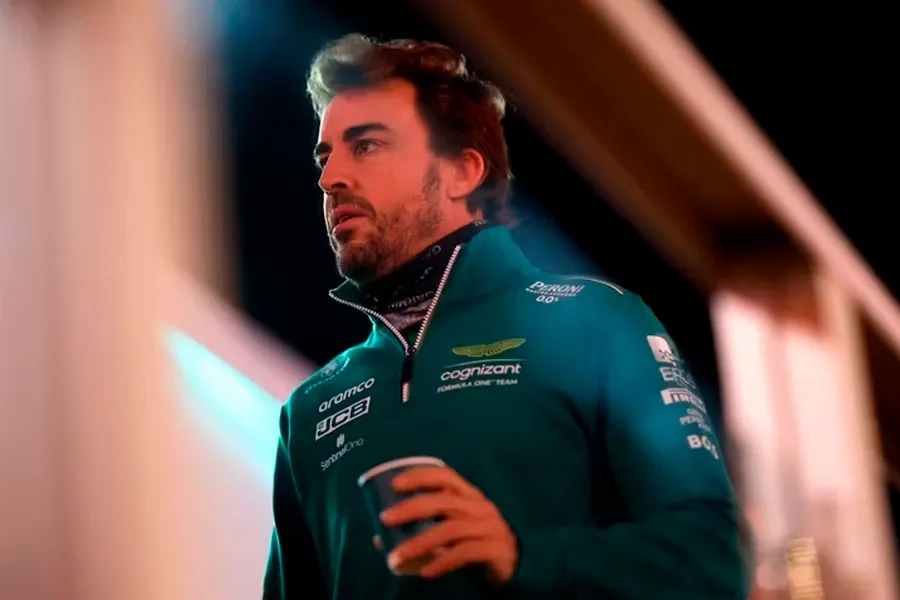 Təqaüdə çıxmaq fikri yoxdur: Alonso “Formula-1”i təccübləndirməkdə davam edir!