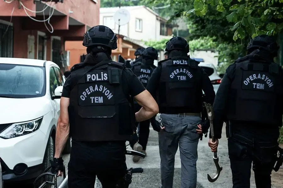 Türkiyədə İŞİD-ə qarşı əməliyyat: 51 nəfər tutuldu