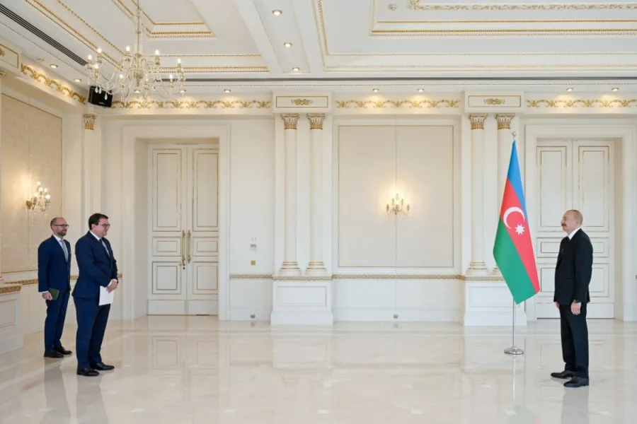 Prezident səfiri qəbul edib - FOTOLAR — 1