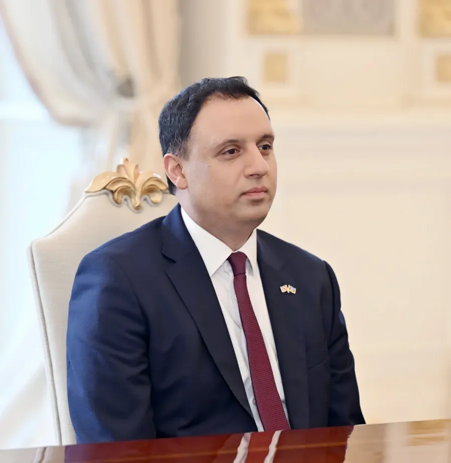 İlham Əliyev britaniyalı naziri qəbul edib — 1