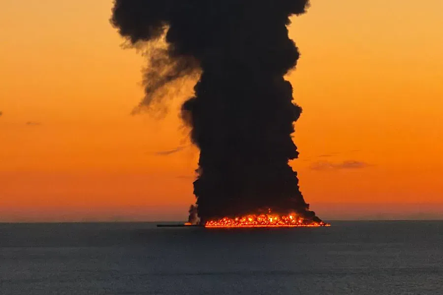 Sochi hit: Sea engulfed in flames – VIDEO