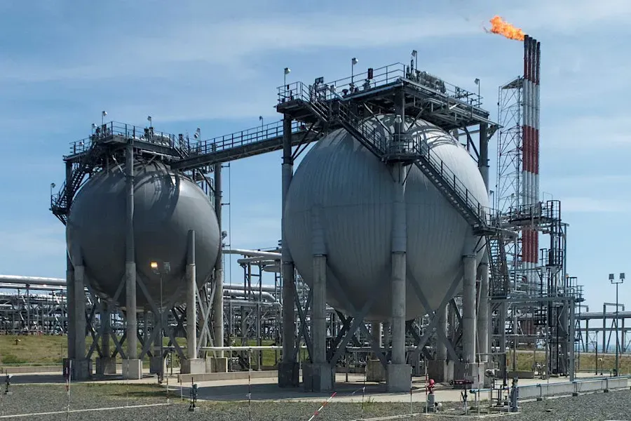Russia warns Armenia over gas