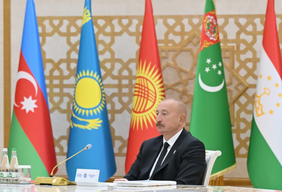 İlham Əliyev: Türkmənistanla əlaqələrimiz dinamik şəkildə inkişaf edir
