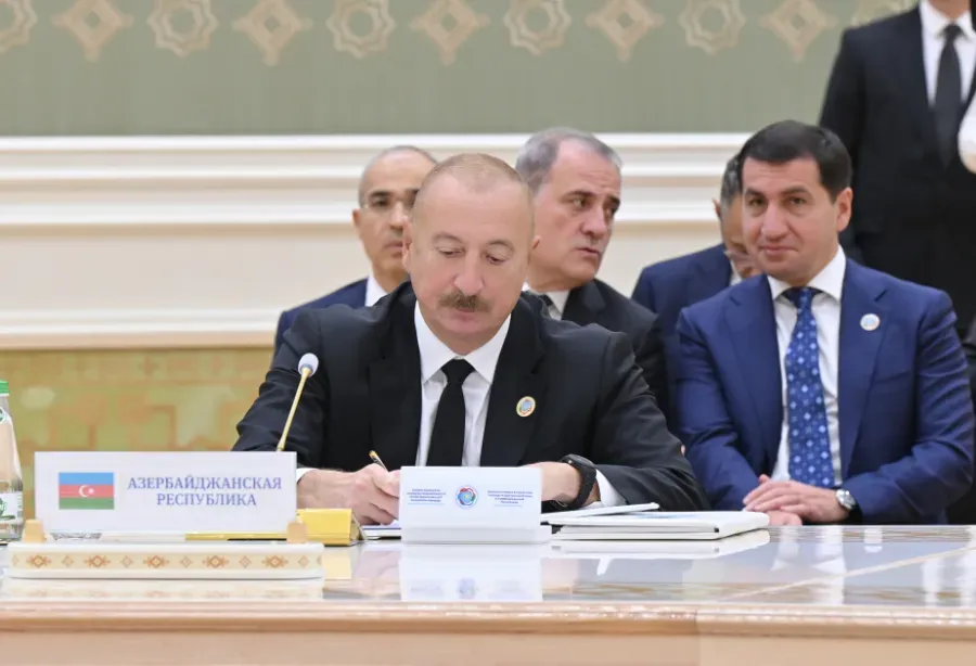 Document signing ceremony held in Turkmenbashi