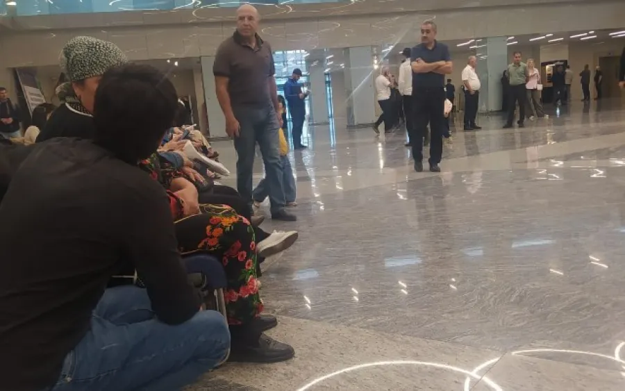 Xəstəxanalarda informasiya sistemləri çökdü - TƏBİB üzr istədi