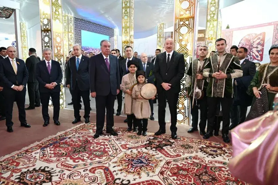 Ilham Aliyev visits CIS National Culinary Festival and attends official reception