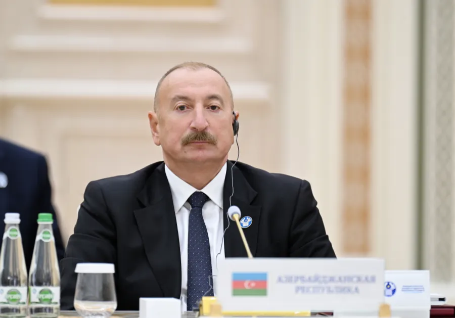 Ильхам Алиев принимает участие в заседании Совета глав государств СНГ в расширенном составе — 9