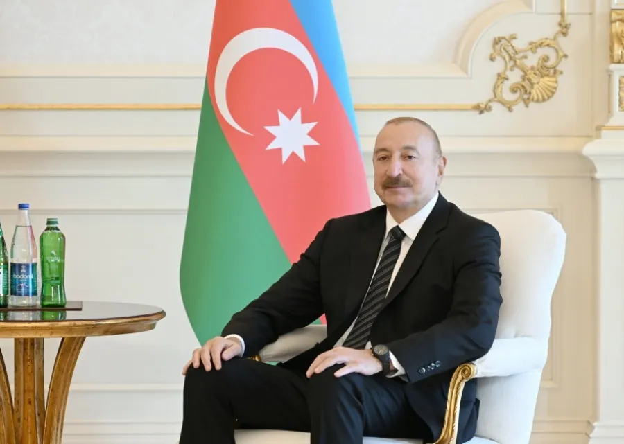 Президент провел встречу с Премьер-министром Камбоджи в узком составе — 2
