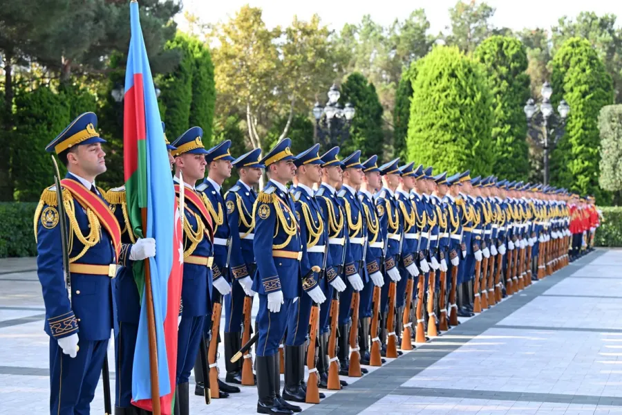 Laos Prezidentinin Bakıda rəsmi qarşılanma mərasimi - FOTO — 2