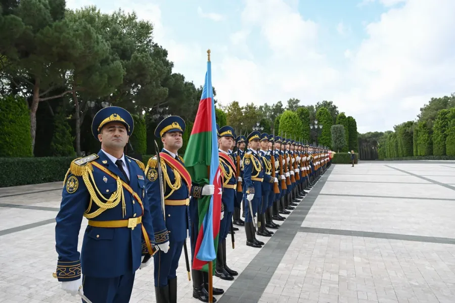 Laos Prezidentinin Bakıda rəsmi qarşılanma mərasimi - FOTO — 4