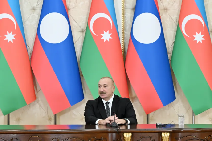 Prezidentlər mətbuata bəyanatlarla çıxış ediblər - FOTOLAR — 10